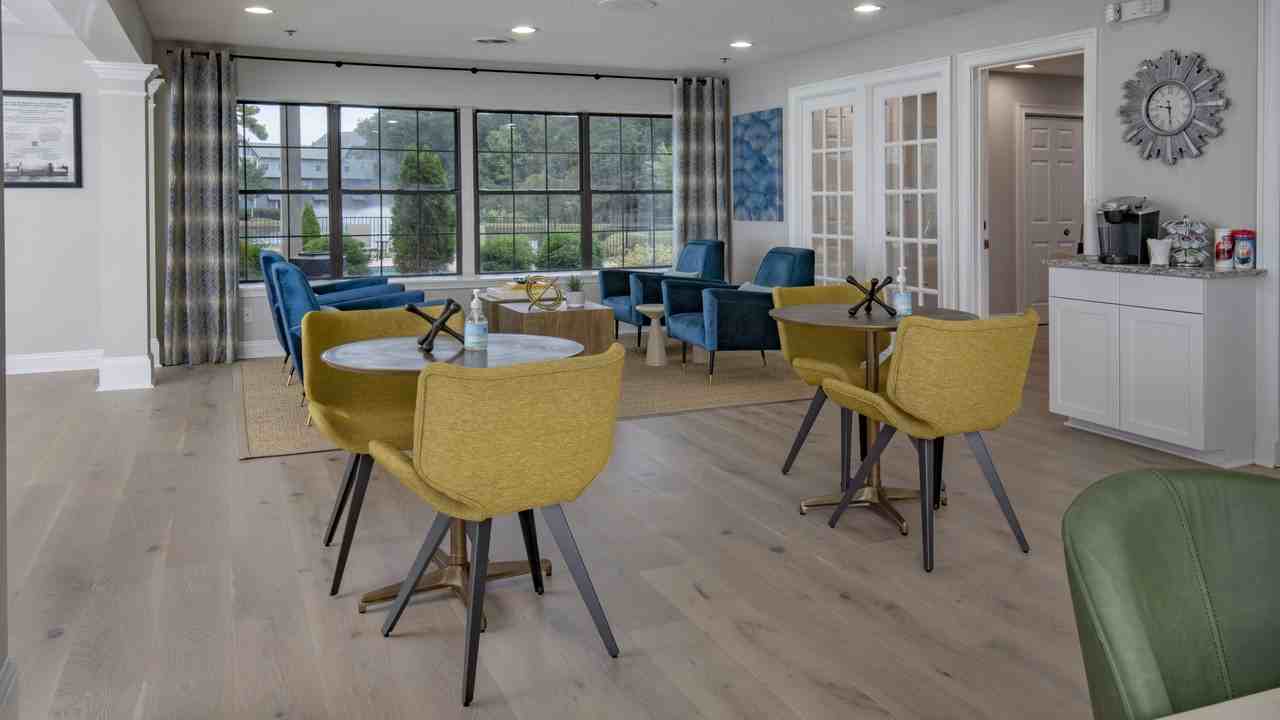 Amberlake Village - Photo 3 of 29