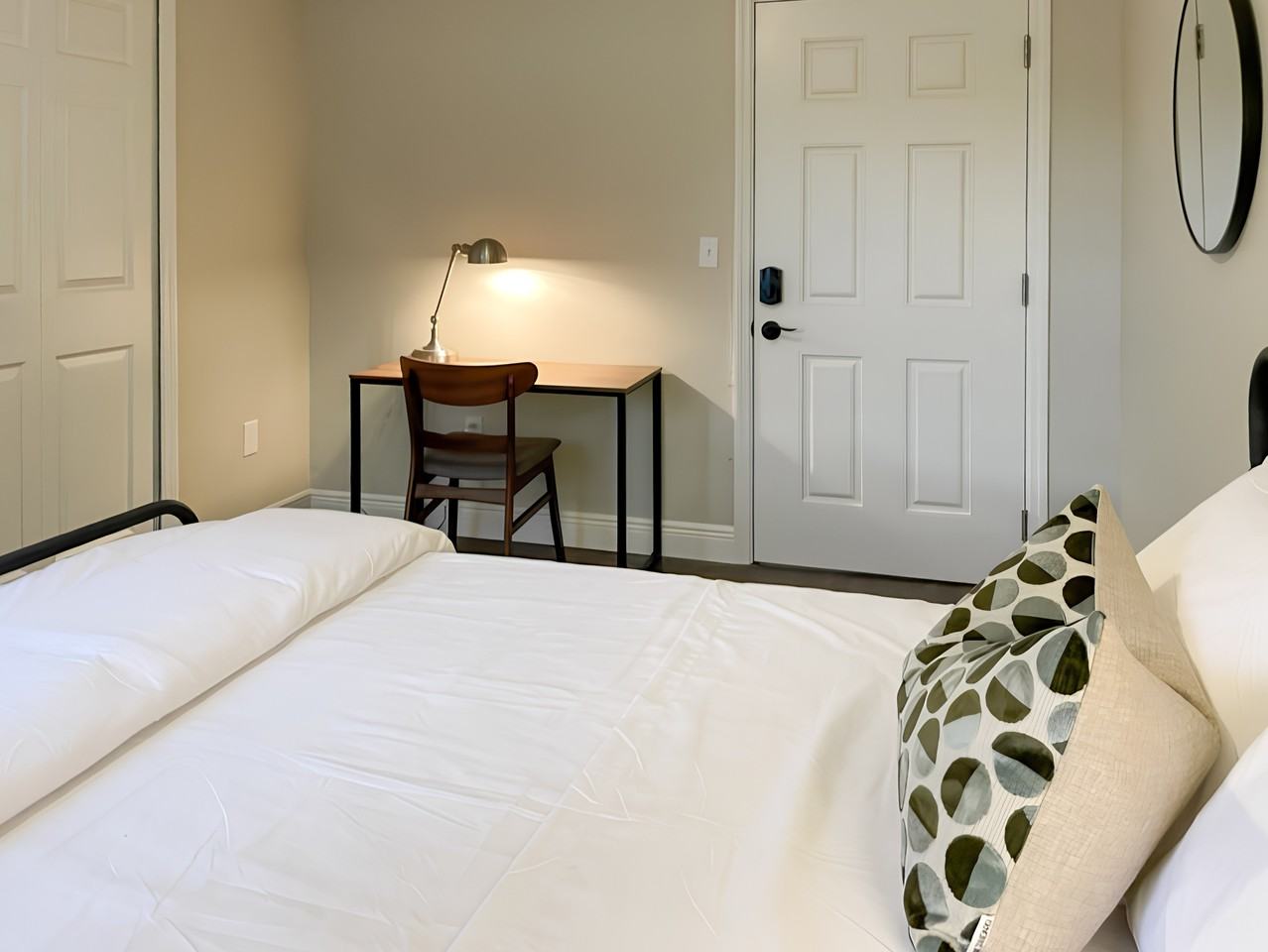 S Ridgewood Ave - Photo 5 of 6