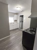 featured image of E 15th St