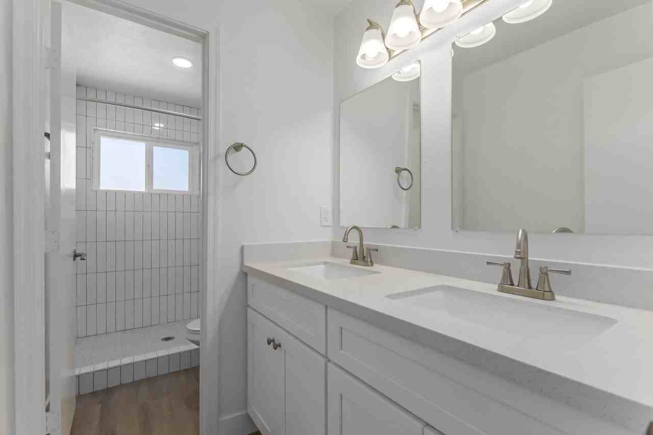 North 32nd Avenue - Photo 3 of 7