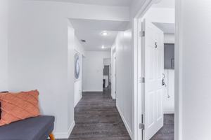 featured image of W Lemon St