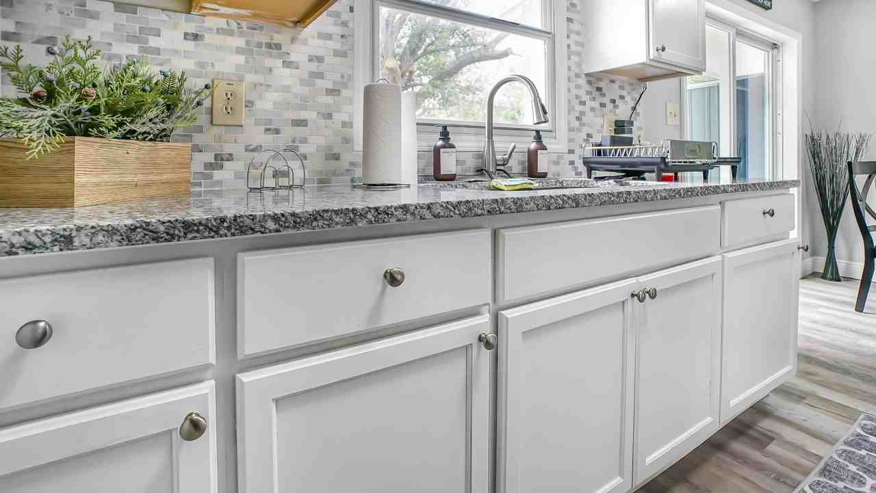 Buttercup Lane - Photo 3 of 14