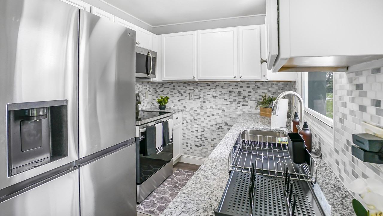 Buttercup Lane - Photo 6 of 14