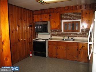 1308 Wynfield Ave - Photo 3 of 9