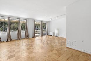 10201 Grosvenor Pl #325 - Photo 1 of 1