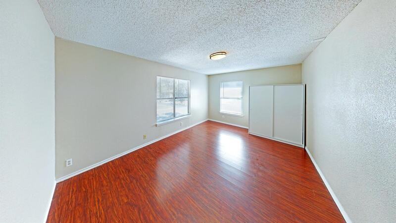 8863 Teaberry Drive, San Antonio, TX 78250 - Photo 2 of 20