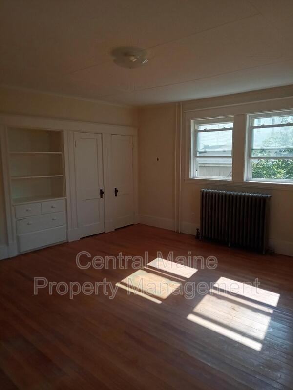 33 Bradley St - Photo 2 of 11