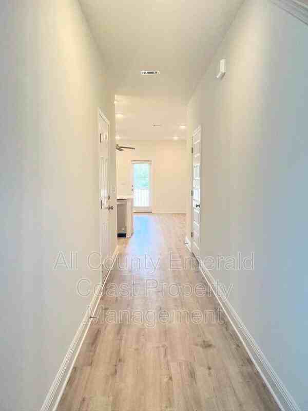 7 Renea Cv - Photo 3 of 49