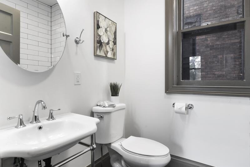 102 Florida St - Photo 3 of 10