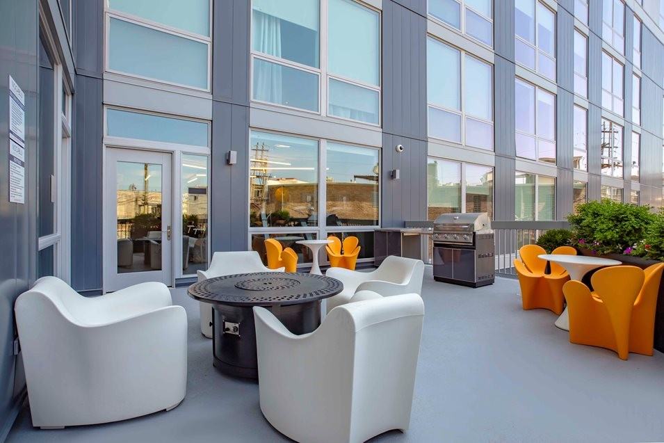 N California Ave #507 - Photo 3 of 20