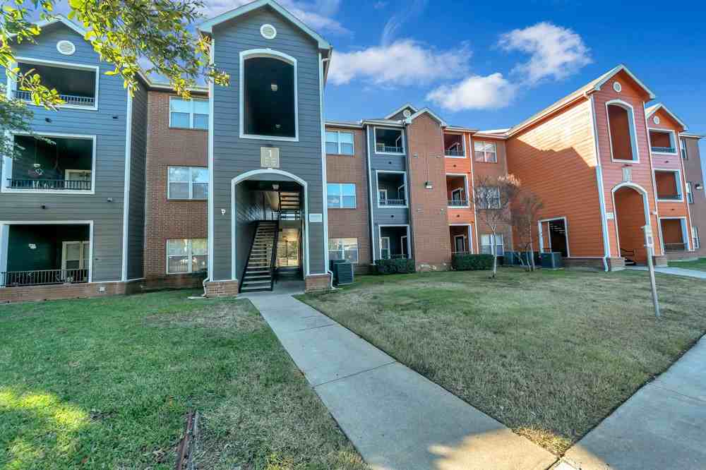 z090123Siddons Place Apartments 250 Pennsylvania Ave, Fort Worth