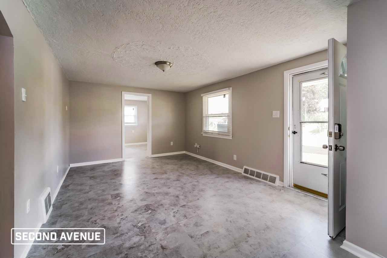 2210 Guffey Rd - Photo 6 of 20
