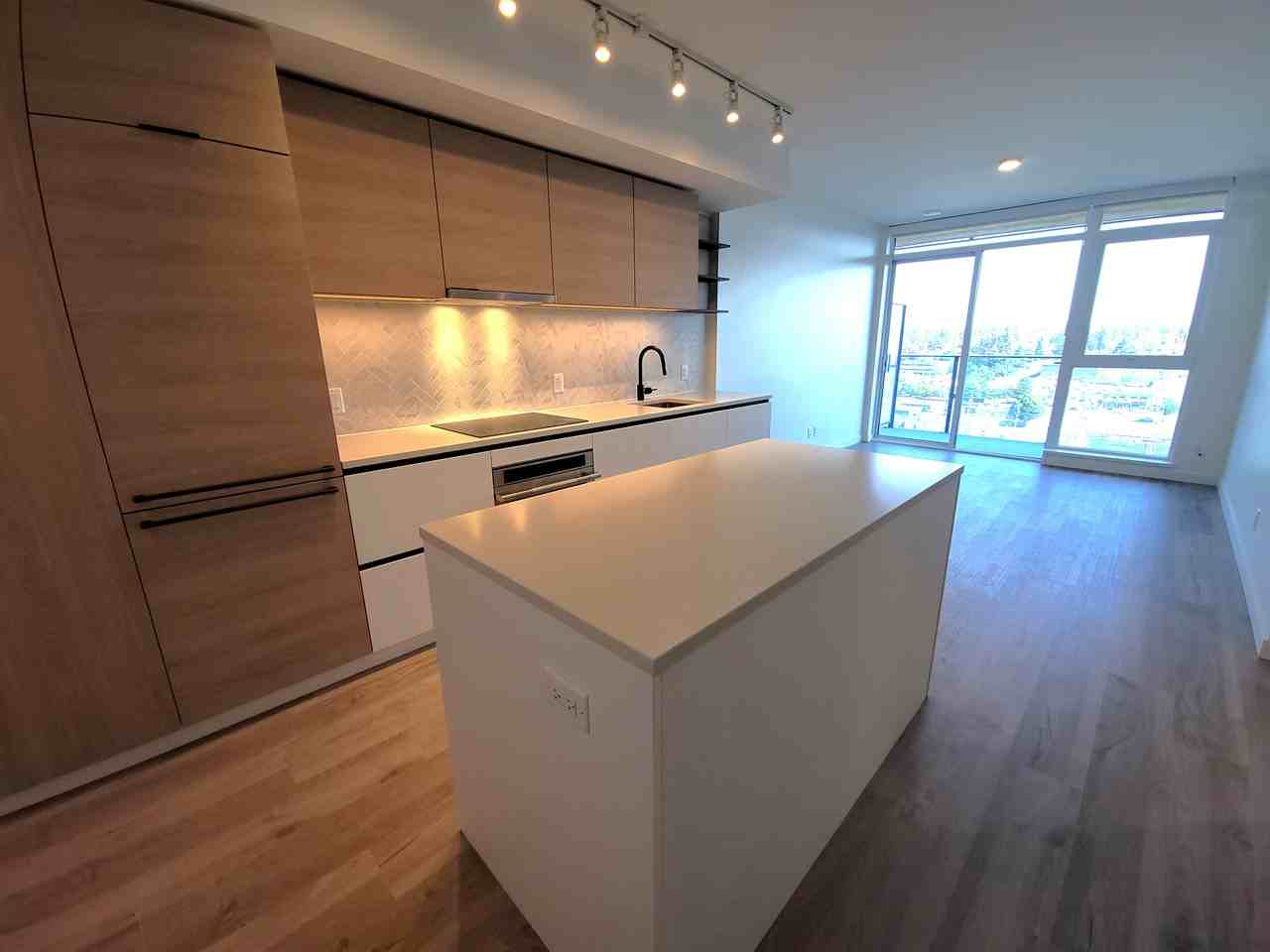 13428 105 Avenue #1406 - Photo 3 of 21