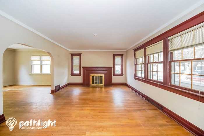 221 N Lafayette St - Photo 2 of 19