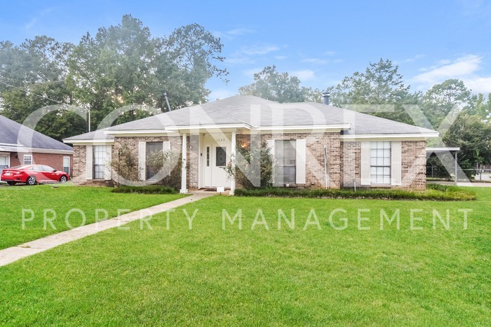 1025 Countryside Ln - Photo 2 of 4