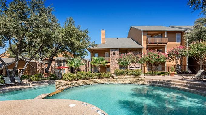 3367 E Trinity Mills Rd 8000v - Photo 2 of 8