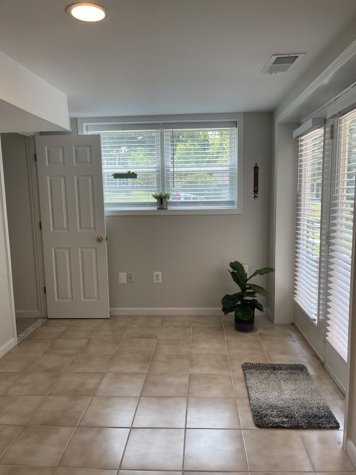 12 Lawngate Ct #NA - Photo 2 of 13