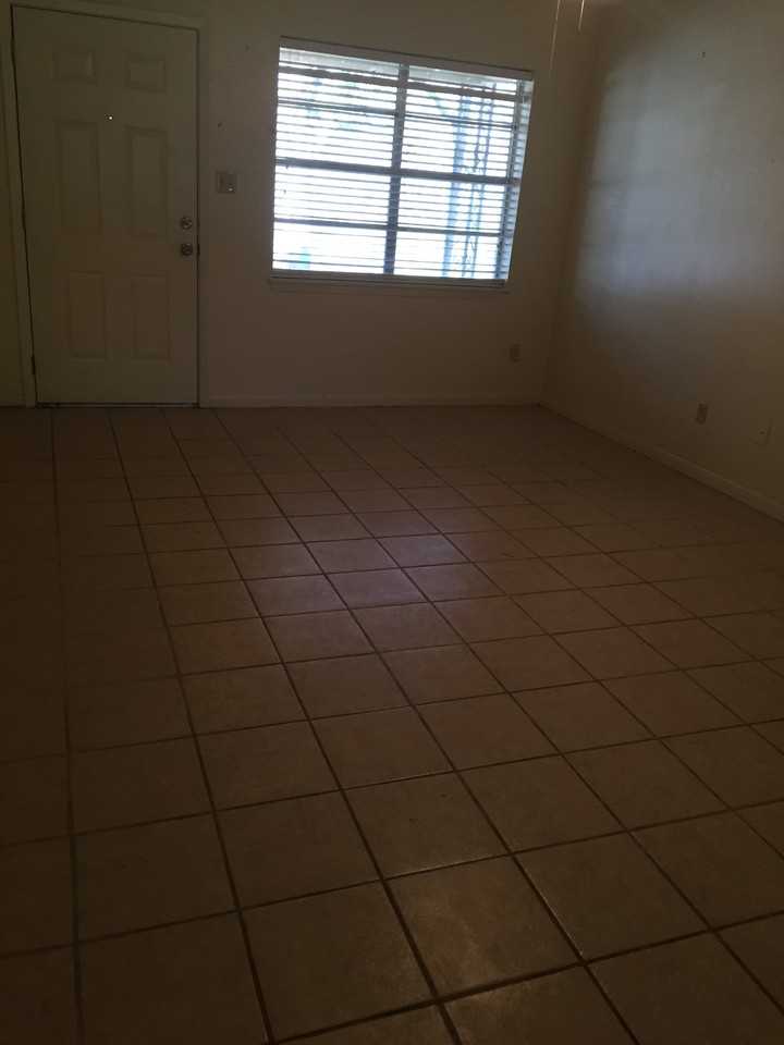 520 E Mitcham St #NA - Photo 2 of 6