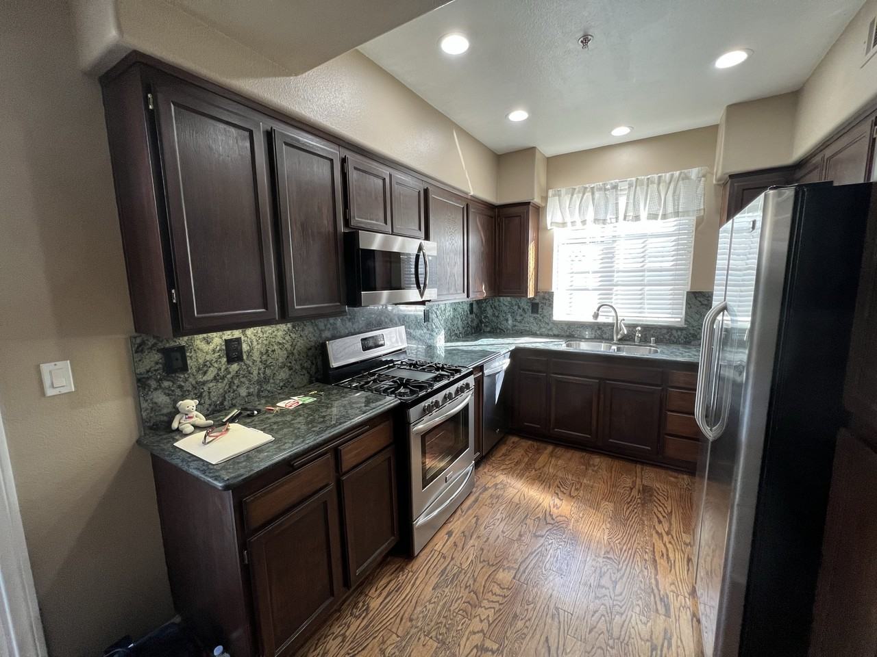 409 Warner St #NA - Photo 2 of 8