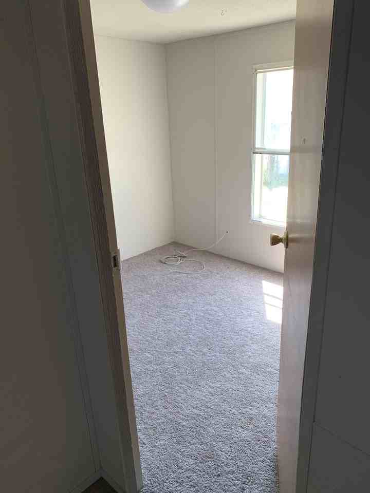 225 Dahlia St #NA - Photo 3 of 9