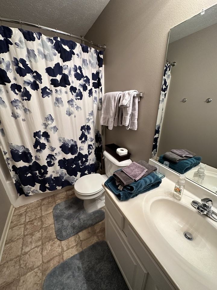 1609 Leona Cir #NA - Photo 3 of 5