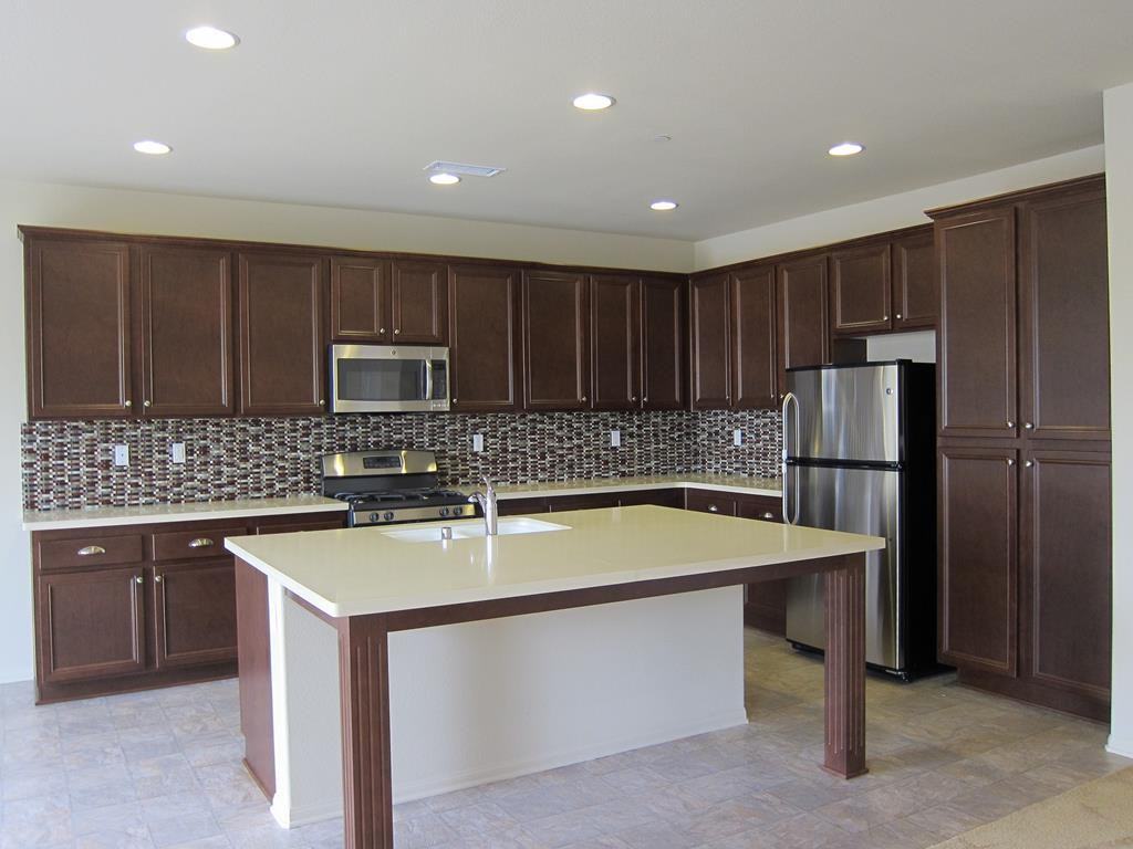 41460 Stafford Ct #1 - Photo 3 of 15