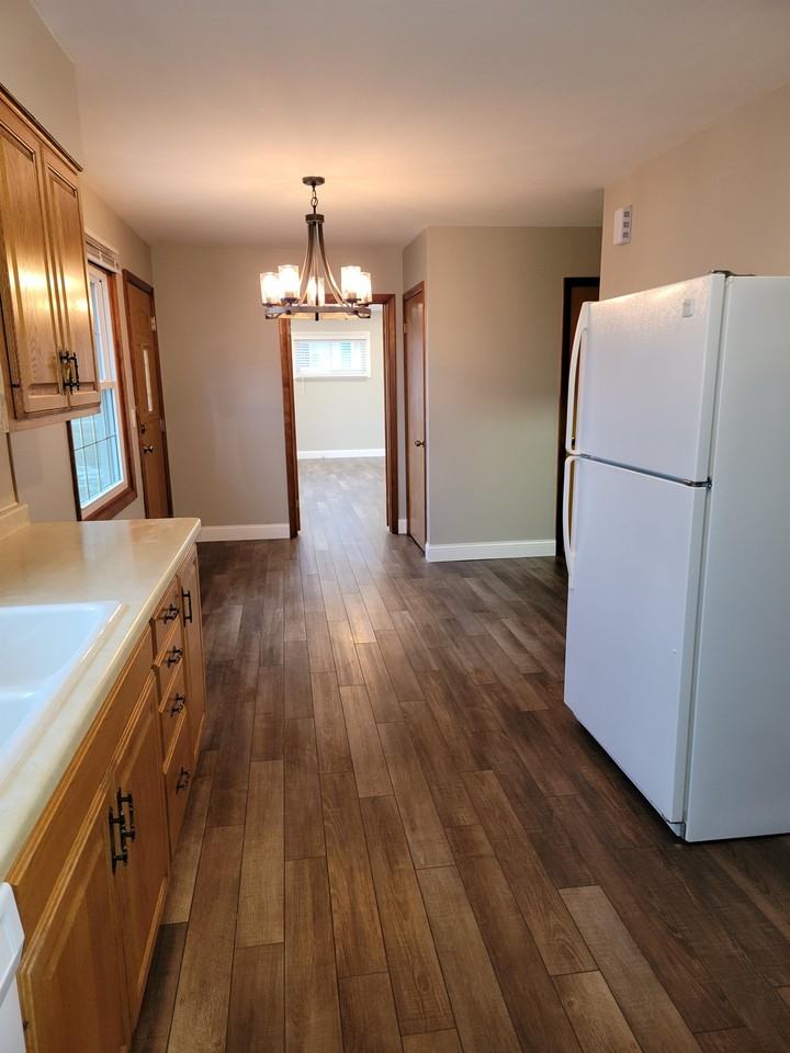 830 Ver Bunker Ave #1 - Photo 3 of 24