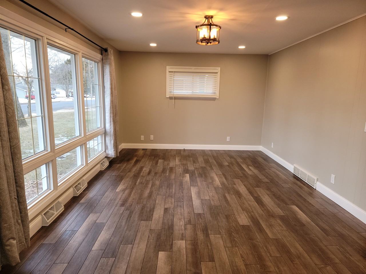 830 Ver Bunker Ave #1 - Photo 4 of 24