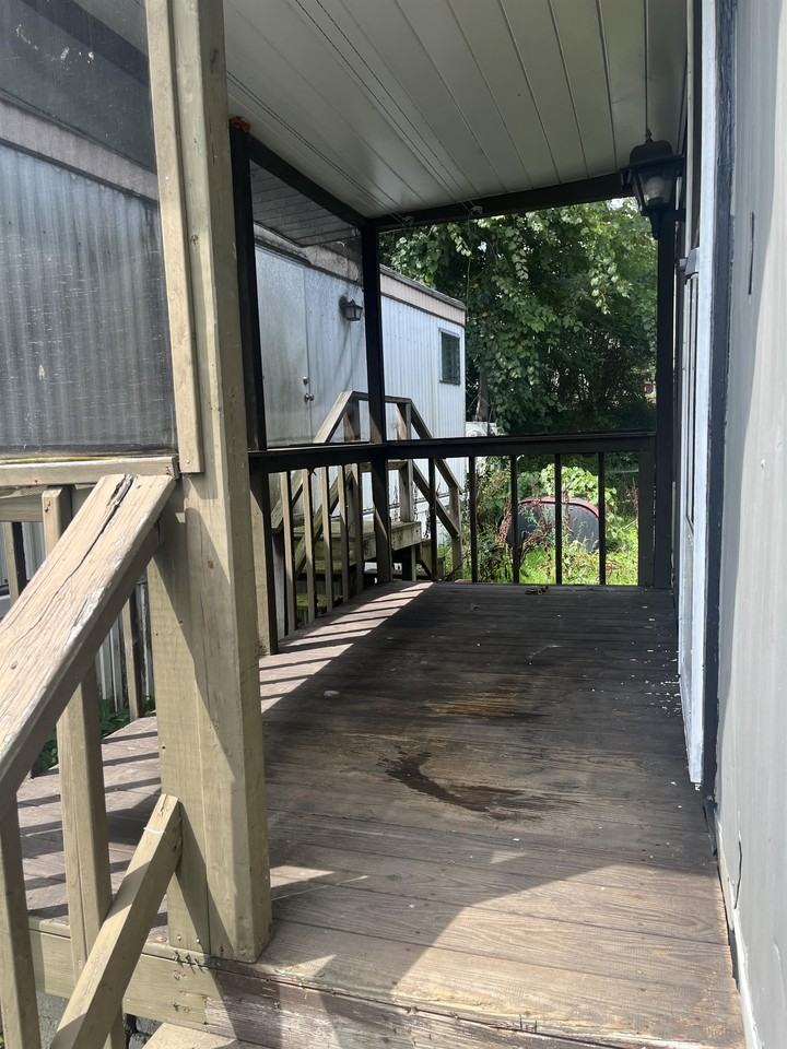 705 Solar Ln #705 - Photo 2 of 10