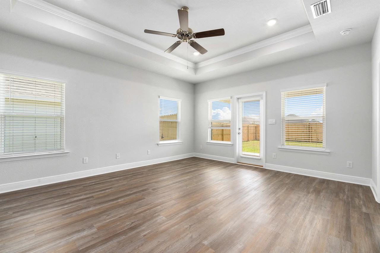 13407 Shoshoney Cir #1 - Photo 6 of 25