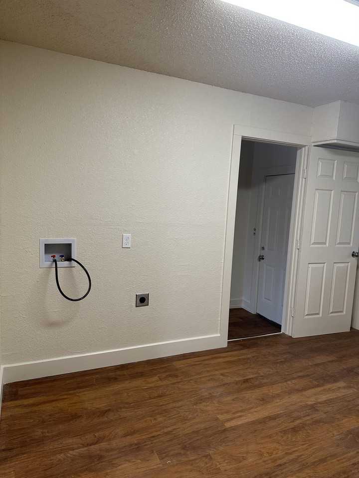 5635 Avenue B #1 - Photo 4 of 9