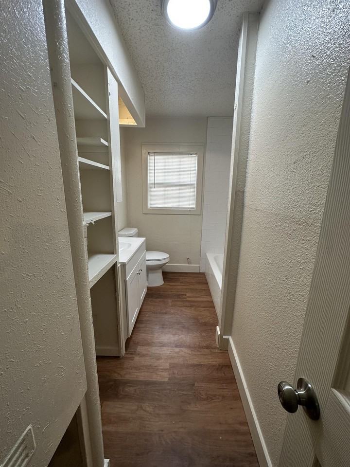 5635 Avenue B #1 - Photo 5 of 9