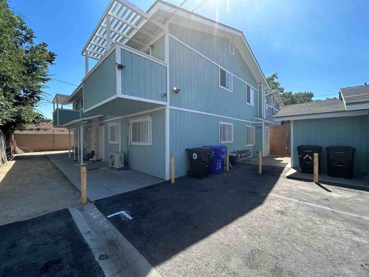 125 Magnolia Ave - Photo 2 of 13