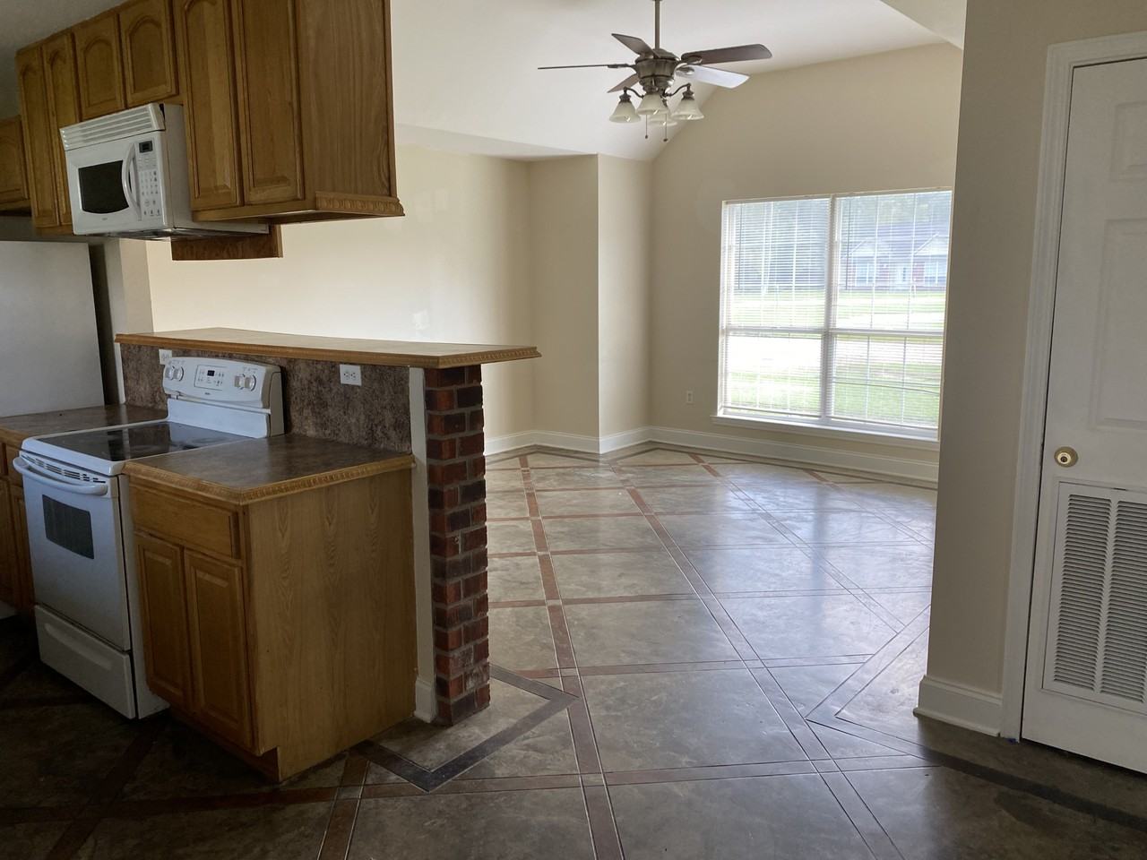 12267 Meghan's Loop #4B - Photo 2 of 6