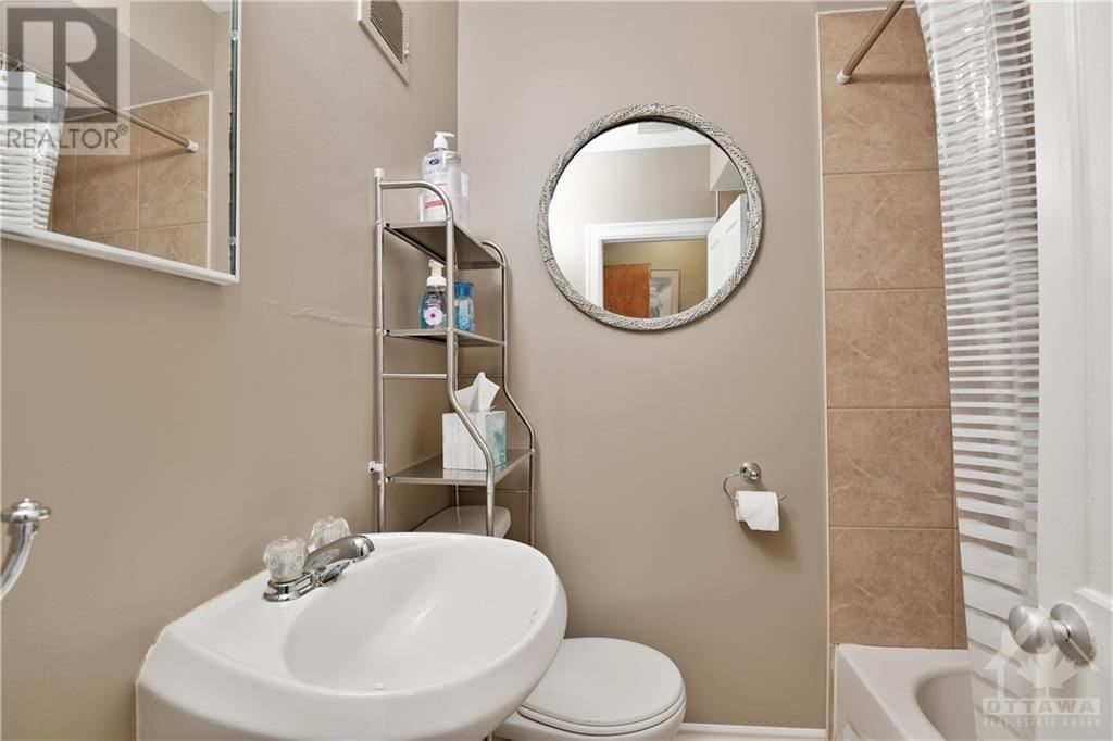 41 Brock Street South (Tenant Sourcing - Photo 3 of 20