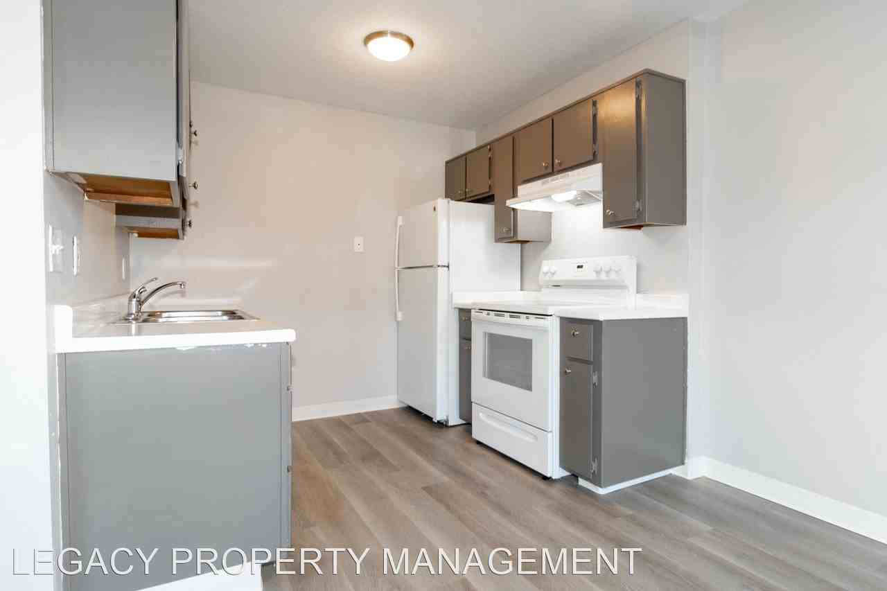 4125 NE 82nd Ave - Photo 2 of 3