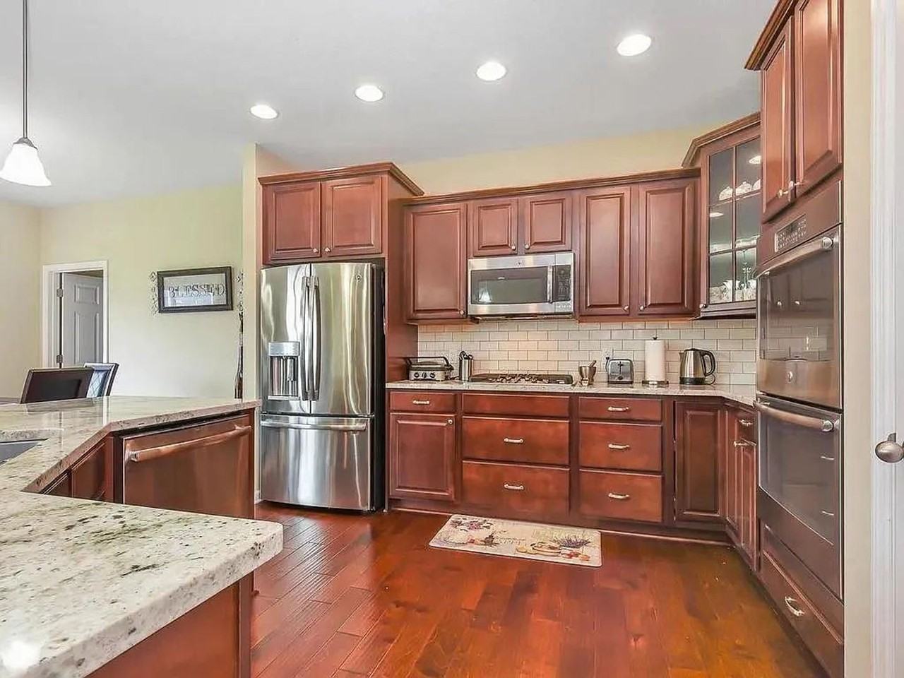 15739 Evergreen Ave - Photo 2 of 22
