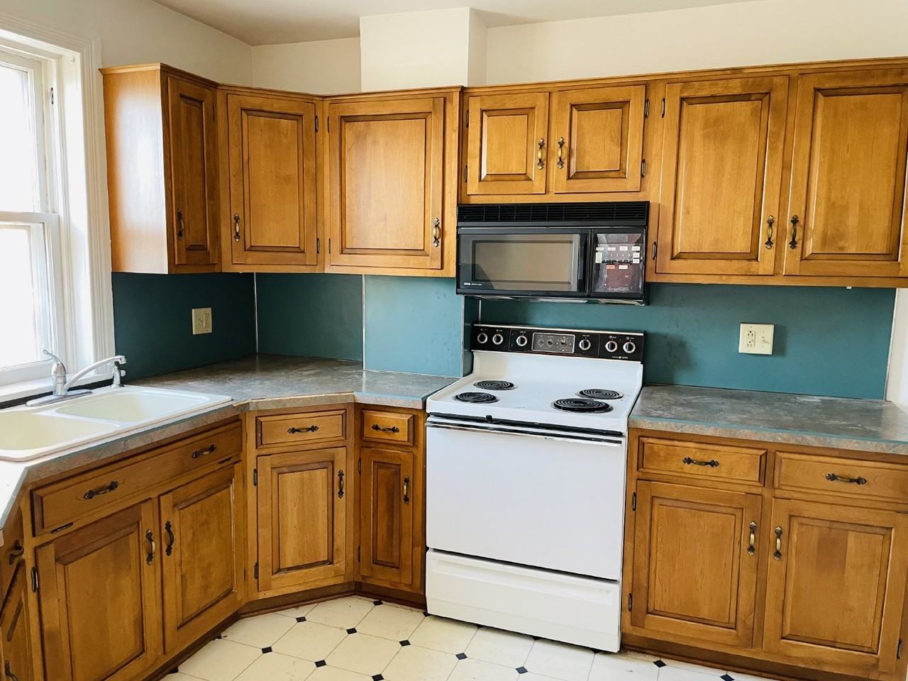 117 Baltimore St ## 2f - Photo 2 of 7