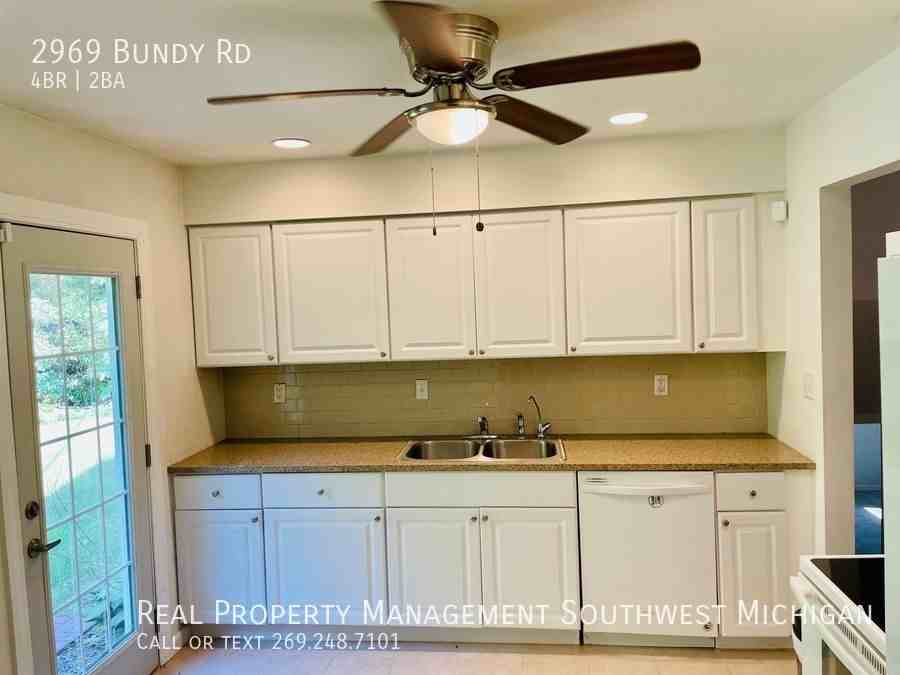 2969 Bundy Rd - Photo 6 of 21