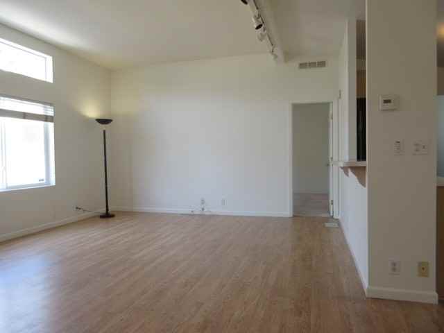 4680 Round Top Dr - Photo 3 of 52