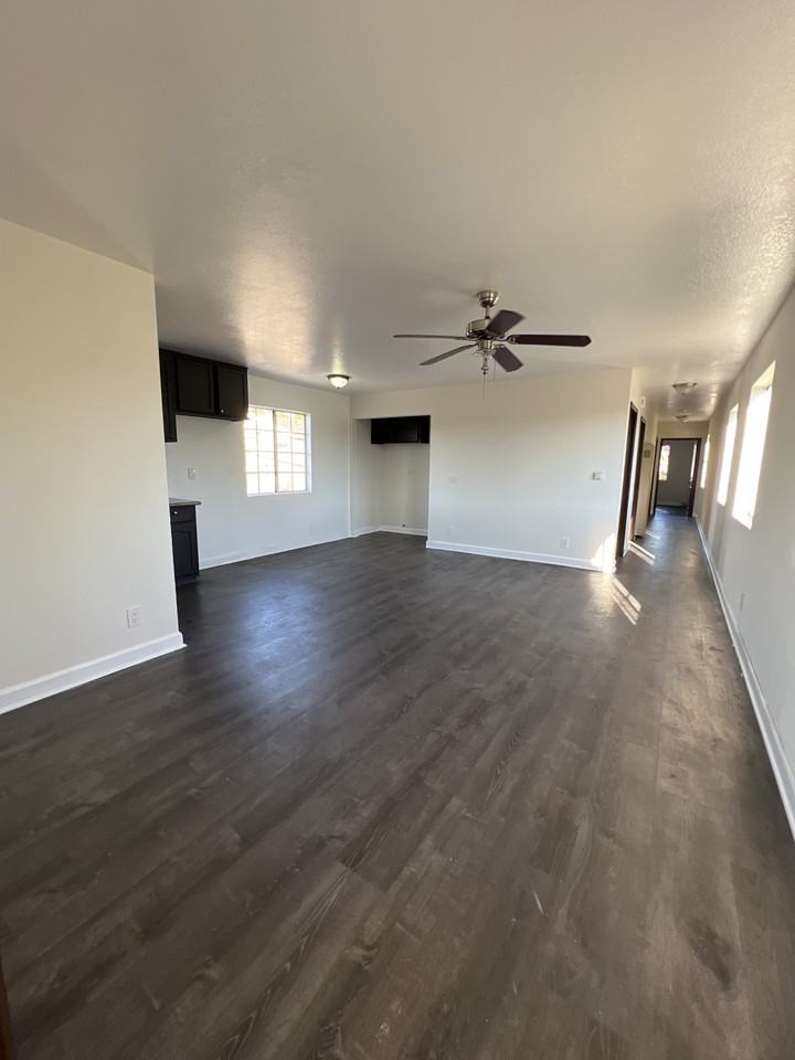 11024 Wilmington Ave #11024 - Photo 2 of 9