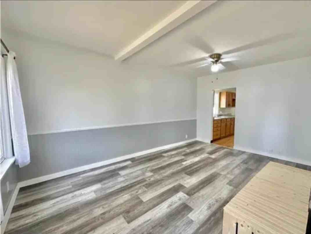 209 E Hibbing Ave #NA - Photo 2 of 9