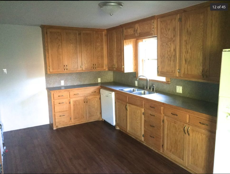 2214 N Washington St - Photo 4 of 43