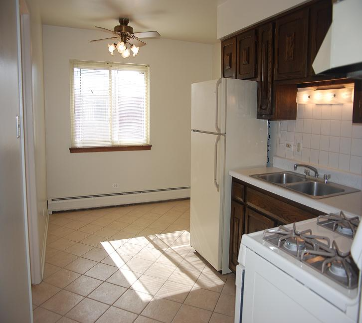 9229 Jill Lane #1E - Photo 4 of 10