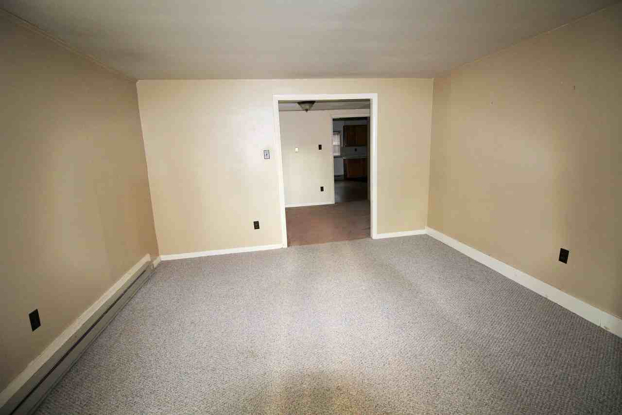 159 Maple St - Photo 2 of 6