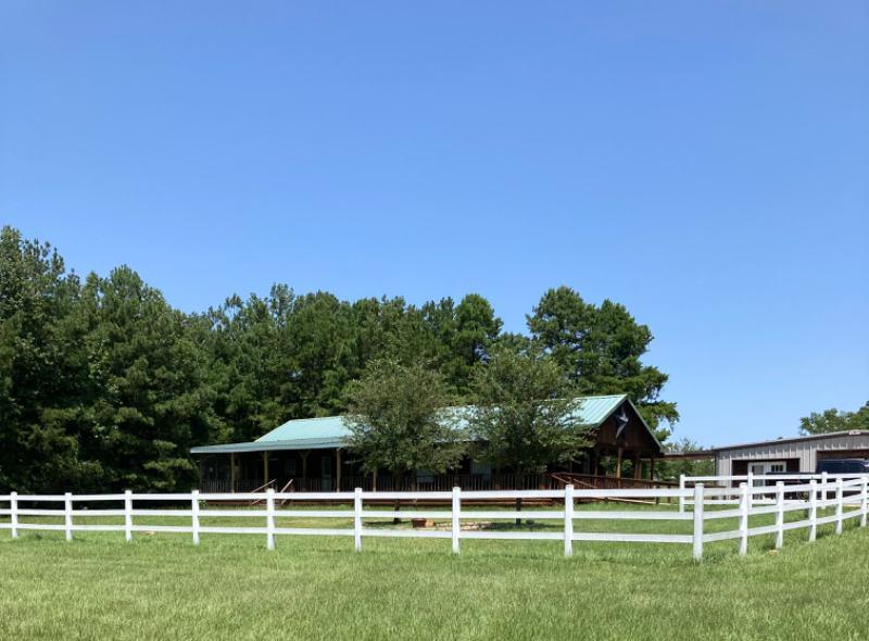 1114 Quail Ln - Photo 2 of 23