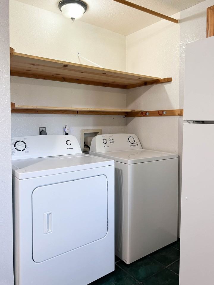 132 N Lane St #B - Photo 7 of 15