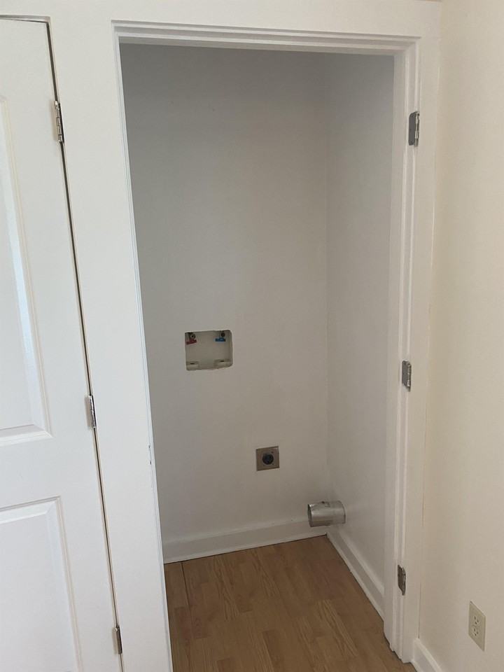 W Grenada St #1 - Photo 7 of 11