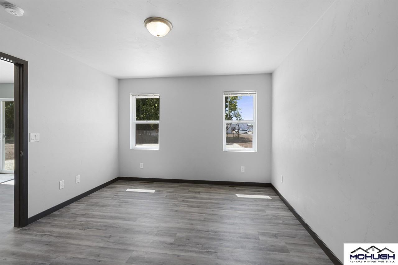 1739 Honor St #1 - Photo 6 of 17