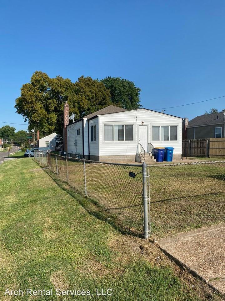 8642 Shoss Ave - Photo 3 of 30